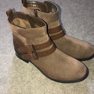 Clark booties
